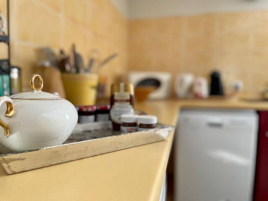 Logis Saint-Martin By Melrose Apartment Ngoại thất bức ảnh