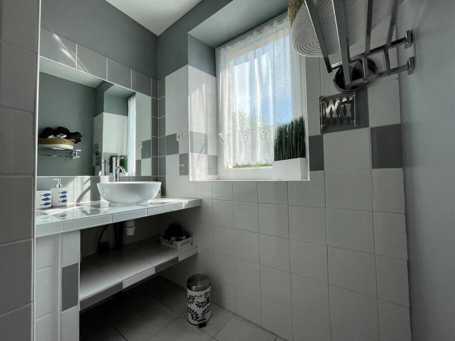 Logis Saint-Martin By Melrose Apartment Ngoại thất bức ảnh